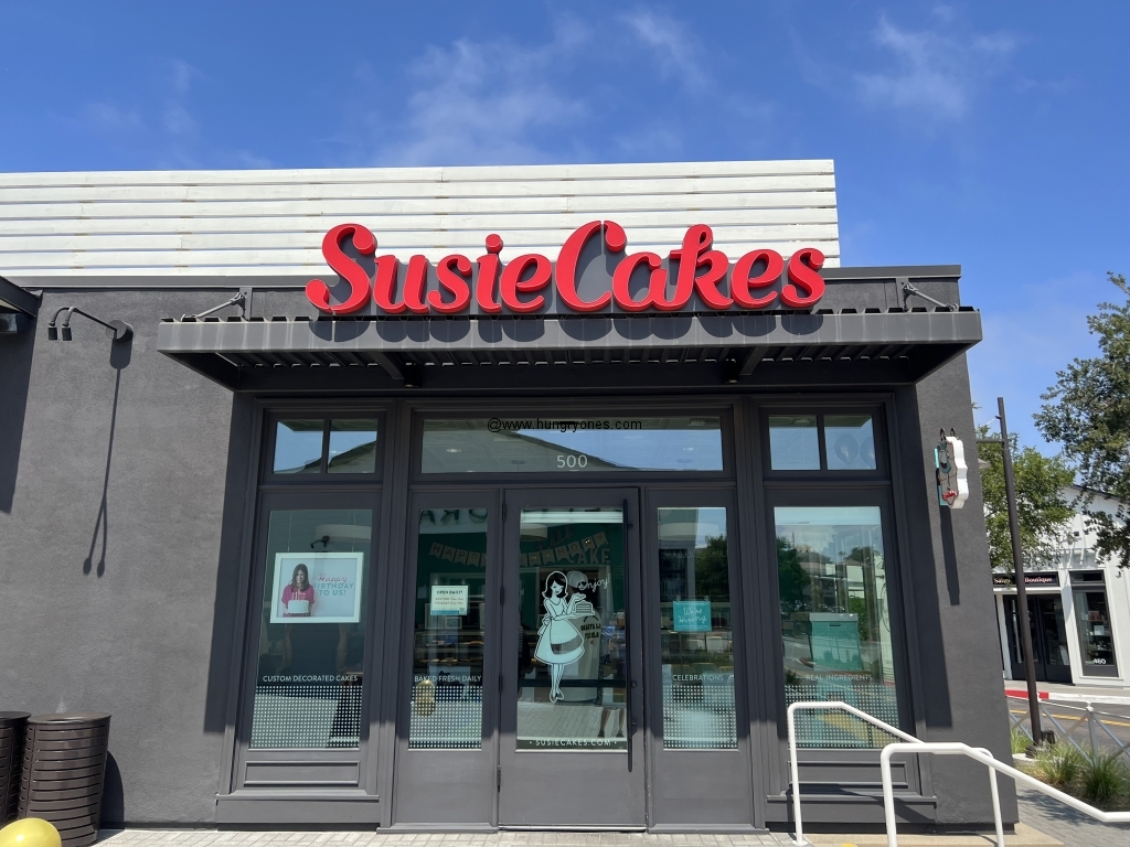 Susie Cakes - One Paseo - Hungryones.com - Food Blog